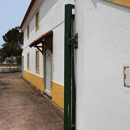 בית נופש Casa Do Moinho - Charming Farm *
