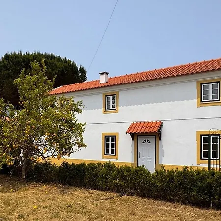 בית נופש Casa Do Moinho - Charming Farm *